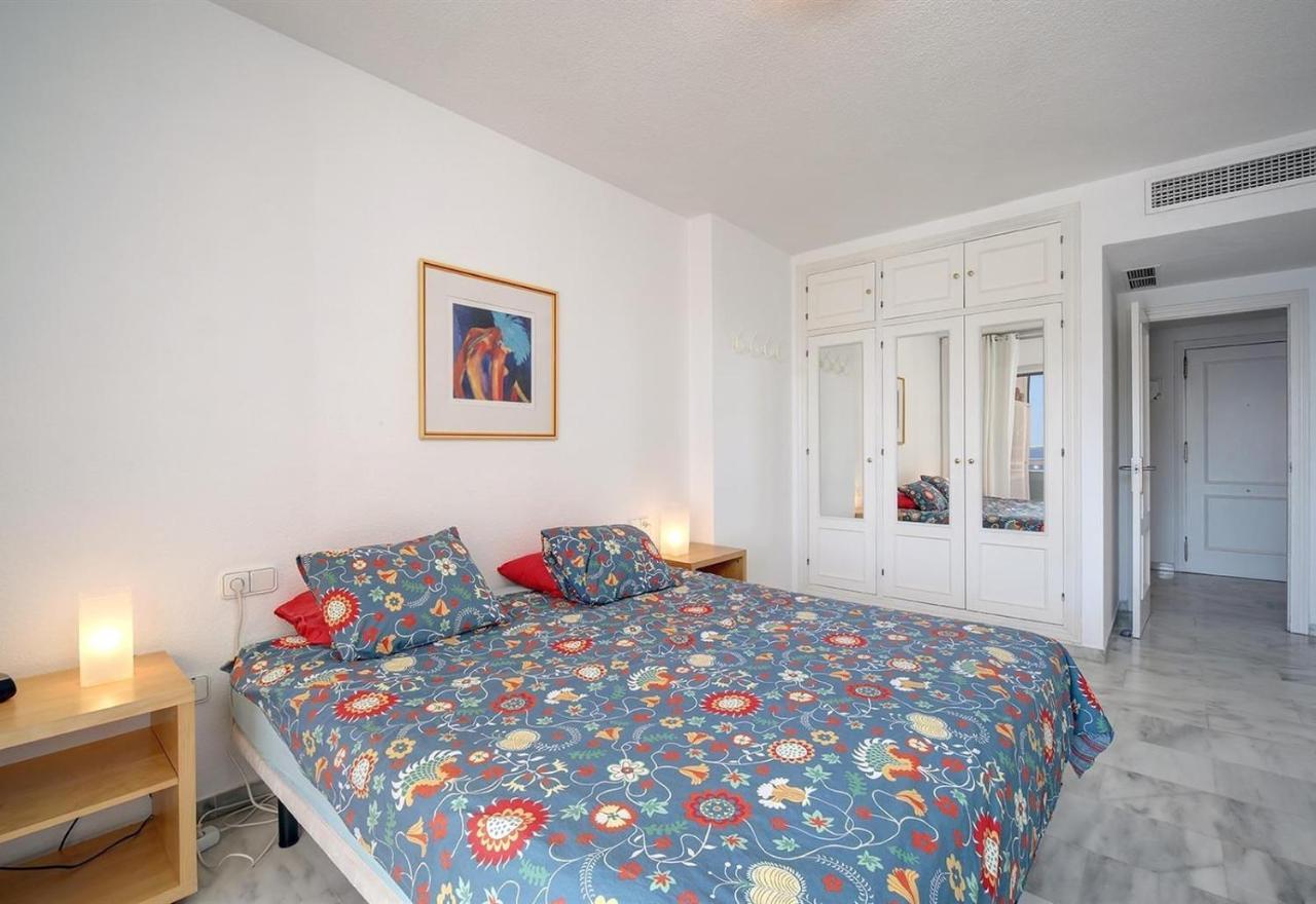 Apartment Boulevard 105 Естепона Екстериор снимка